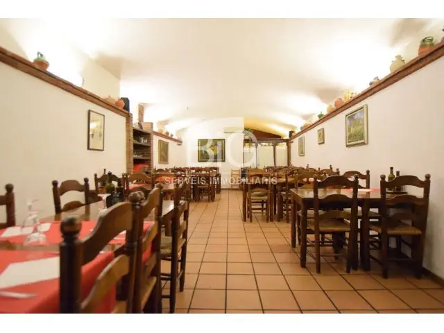 Restaurante en Mataro Centro 170m2 con Barbacoa