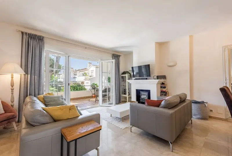 Apartamento en Venta Atalaya Isdabe Estepona Malaga