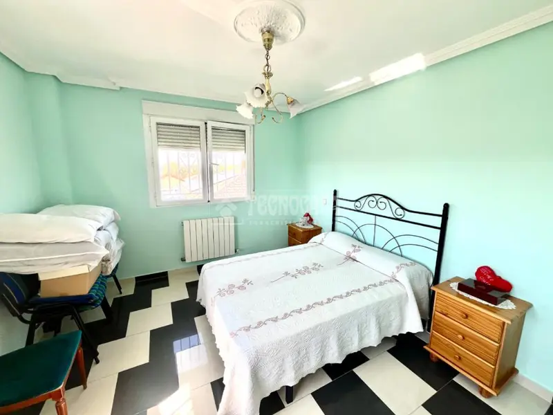 Casa en venta en El Viso de San Juan 8 dormitorios piscina privada