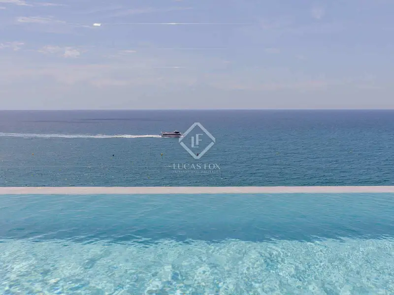 Apartamentos de Lujo en Lloret de Mar Primera Linea de Mar