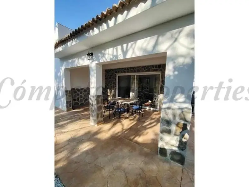 Casa de Campo en Cómpeta 3 Dormitorios Cerca de la Playa