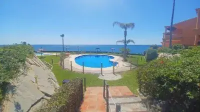 Piso en Primera Linea de Playa Casares Estepona
