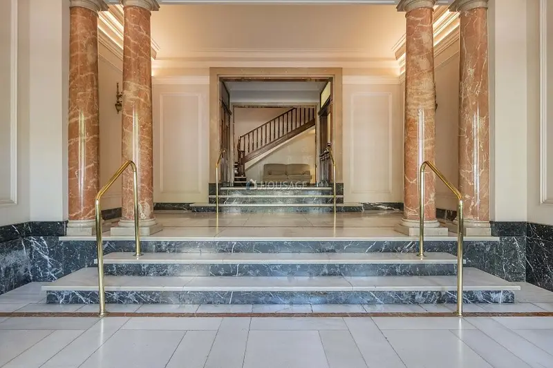 Piso en venta en Av Diagonal Barcelona 226m2 a reformar