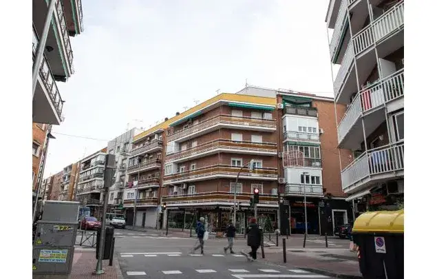 Apartamento 5 Dormitorios Amueblado Carabanchel Madrid