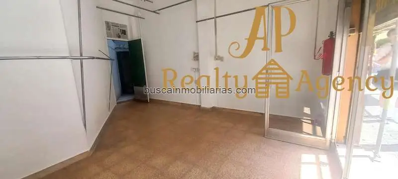 Local Comercial en Venta Torrent Calle Gomez Ferrer