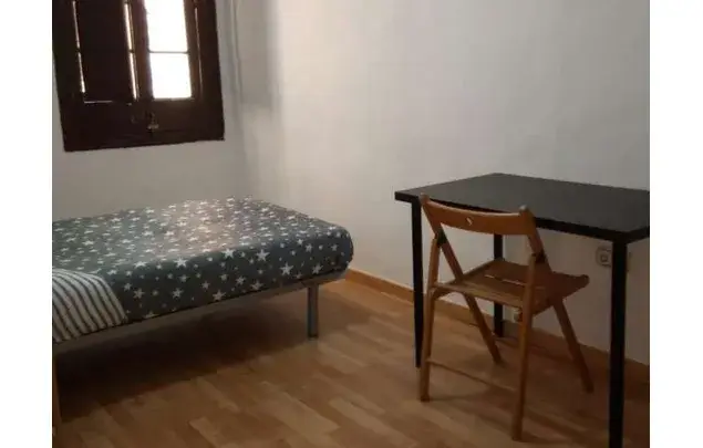 Alquiler de Habitaci	ón Doble en El Raval 75m	²