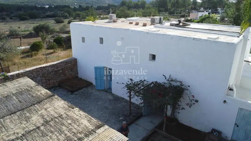 Finca Rústica Lujosa en Venta en Ibiza