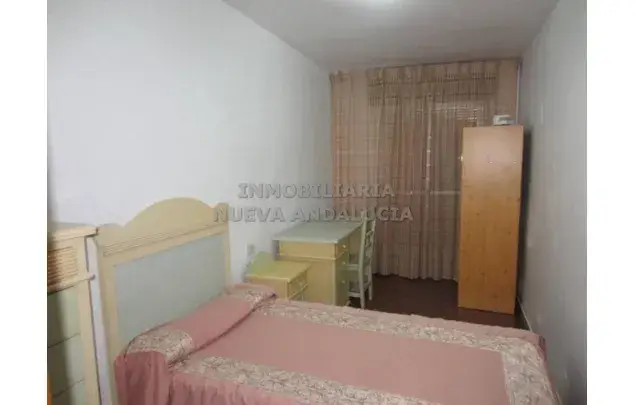 Alquiler Apartamento 4 Dormitorios 118m2 Almeria