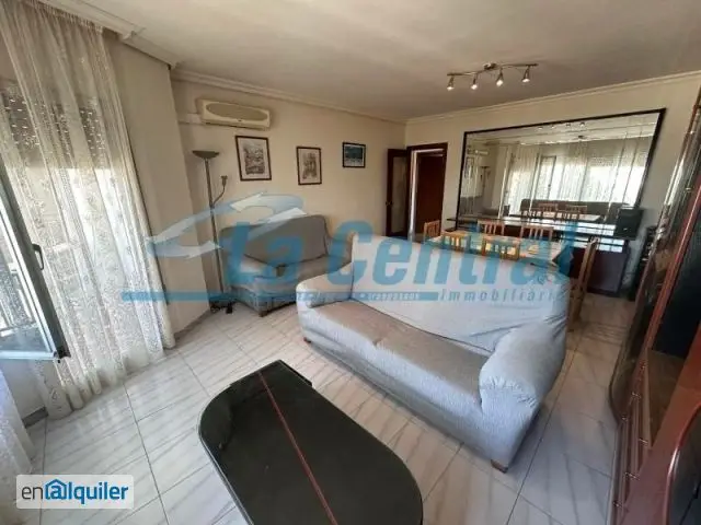 Alquiler Piso 4 Habitaciones 2 Baños La Central Inmobiliaria