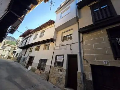 Casa adosada en venta Cabezuela del Valle 4 plantas