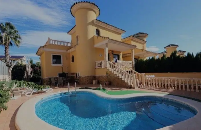Villa en Venta Orihuela Costa 3 Dormitorios Piscina Privada