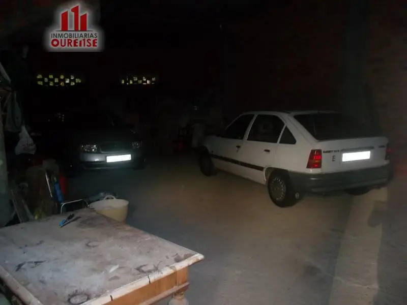 Venta Local Comercial Ourense 95m2 Reforma