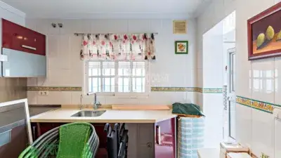 Casa adosada en venta en Estación de Cártama cerca de Carrefour