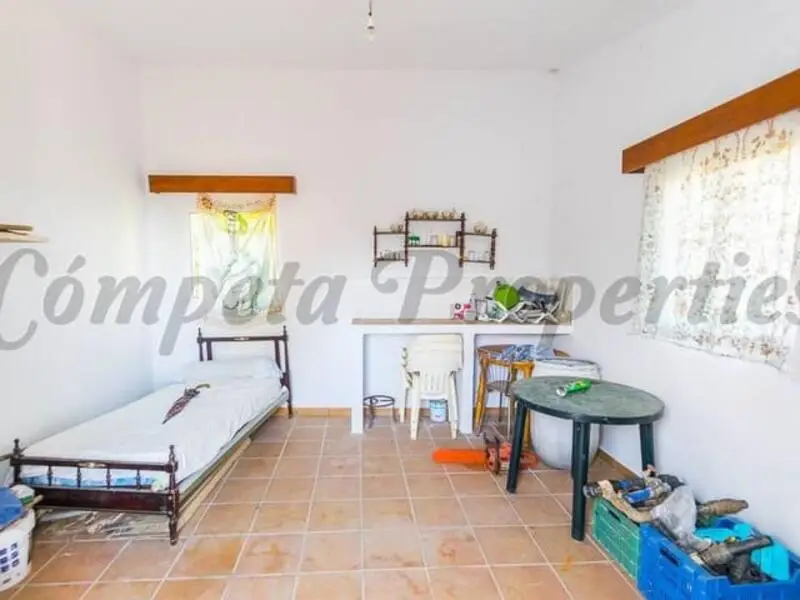 Finca Rústica para Reformar en Frigiliana Málaga