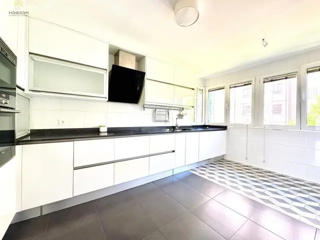 Alquiler Piso 4 Dormitorios 2 Baños El Bibio Gijón