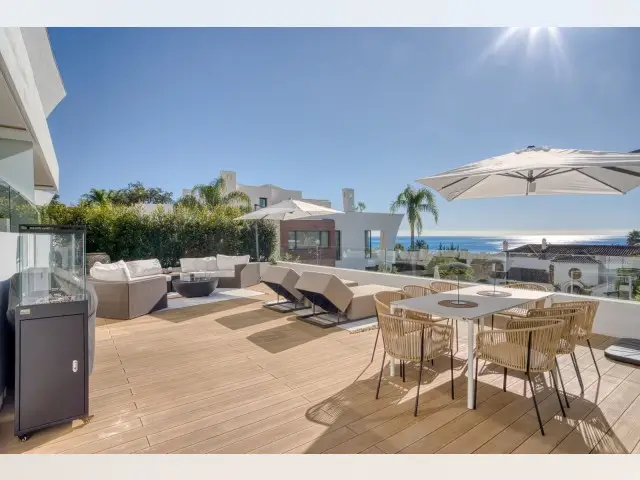 Apartamento 4 Dormitorios Lujo Milla de Oro Marbella