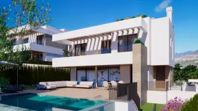 Chalet en venta en Estepona 454m2 3 habitaciones 3 banos