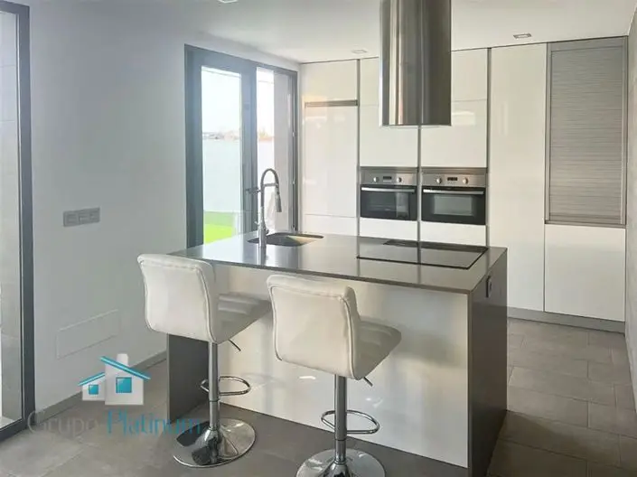 Villa en Venta Calabardina 4 Dormitorios Piscina Privada