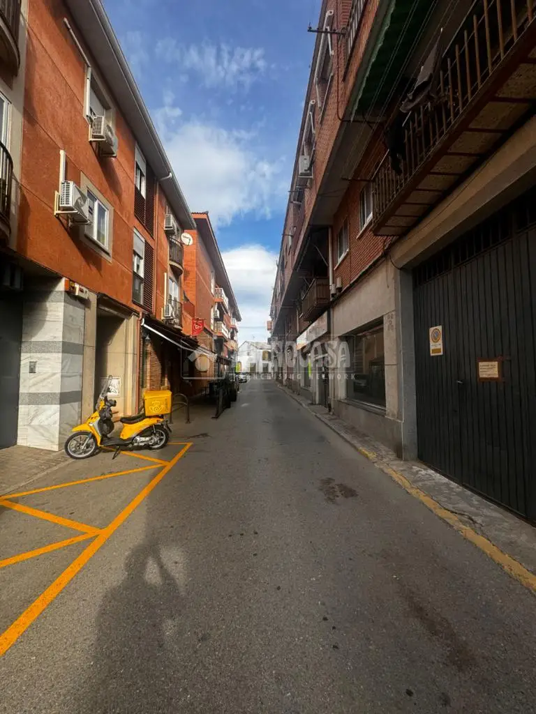 Local comercial en venta en El Molar