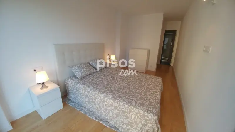 Apartamento en Alquiler Bertamirans 2 Dormitorios Garaje Trastero