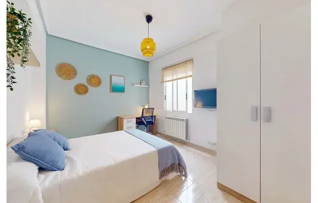 Habitaci
ón 85m
² Castelló de la Plana Estancia Media Larga