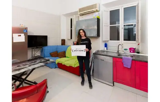 Apartamento Compartido 360m2 Granada 9 Habitaciones