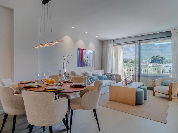 Casa-Villa de 3 Dormitorios alquiler Denia, España