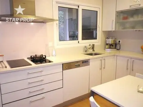 Casa-Villa de 5 Dormitorios en venta Colera, España