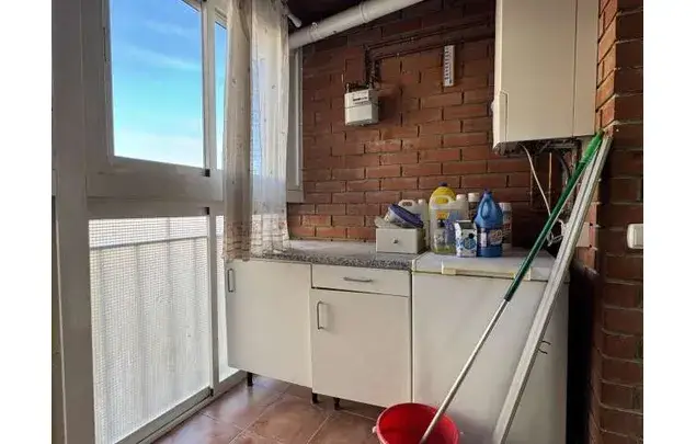 Alquiler de Habitacion en Madrid Moderna y Comoda