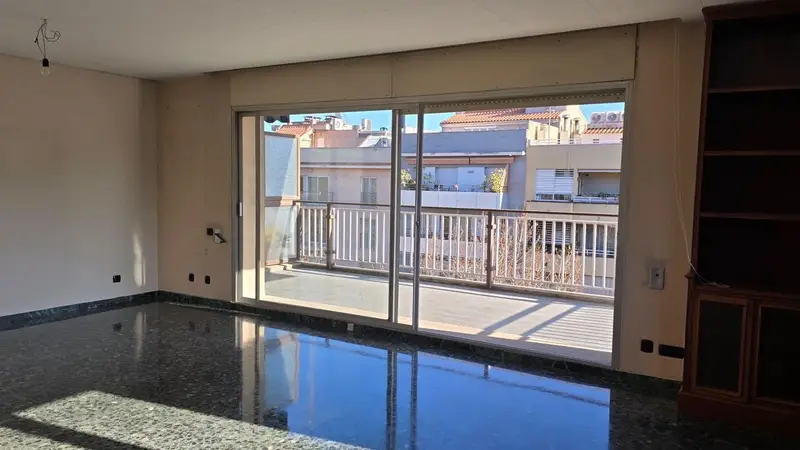 Piso amplio y luminoso en Mataró con 4 dormitorios
