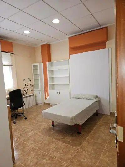 Apartamento 4 Dormitorios en Monóvar