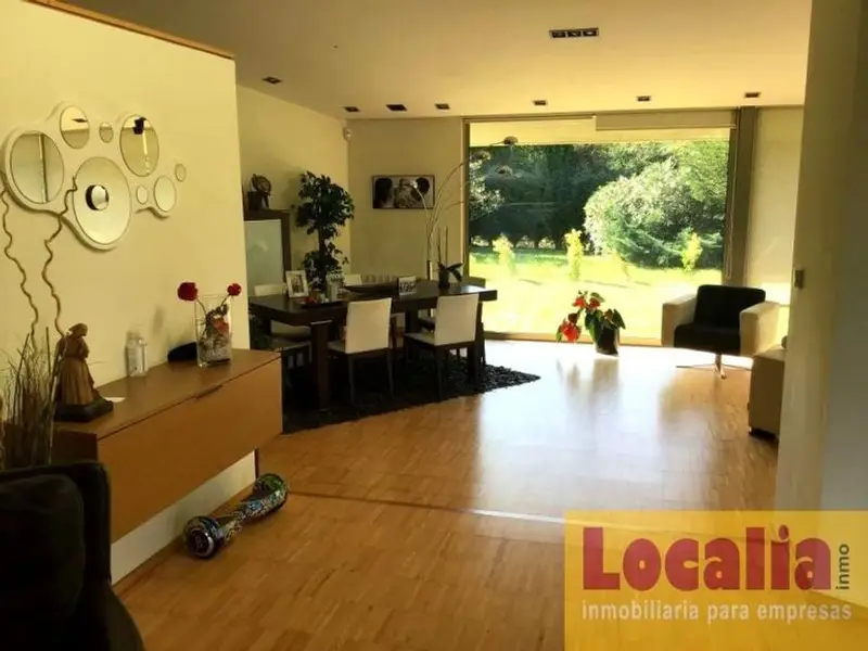 venta Chalet en Escobedo de Camargo, Cantabria (SRD-X-1394)- Globaliza