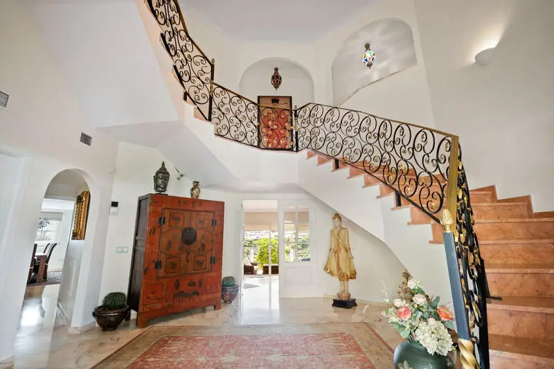 Villa de Lujo 6 Dormitorios Benahavis Costa del Sol
