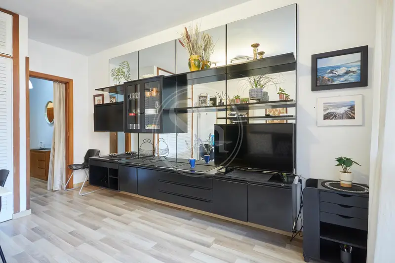 Apartamento Amueblado en Les Corts Cerca Camp Nou
