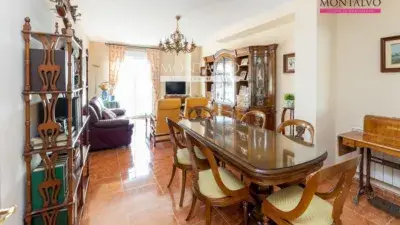 Piso en venta en Avenida de la Diputación, 2