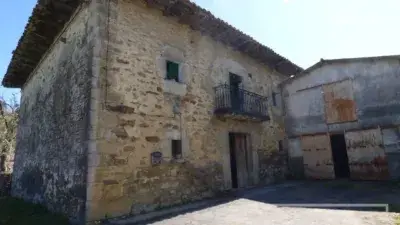 Casa para reformar en Inorza Valle de Ayala 400m2