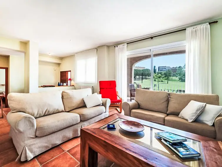 Casa Villa 4 Dormitorios Alquiler Calonge Espa	1a