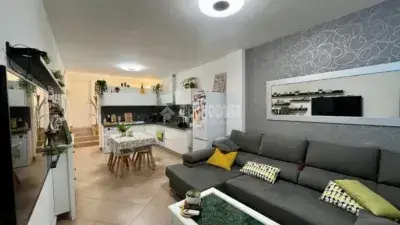 Piso Reformado en Valdepeñas 82m² 3 Dormitorios Patio Ascensor