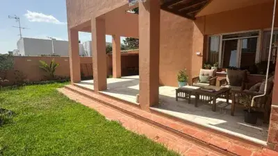 Chalet en Venta Valle Alto 3 Dormitorios 2 Baños Jardin Garaje