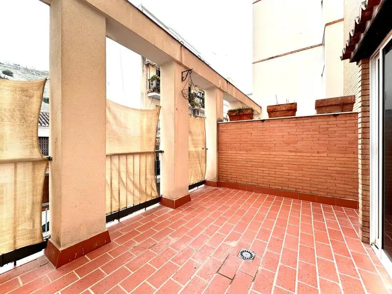 Apartamento 3 Dormitorios Granada Centro