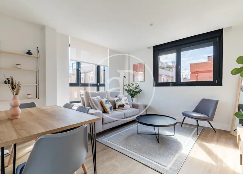 Apartamento en Plaza Castilla Amueblado con Suministros Incluidos
