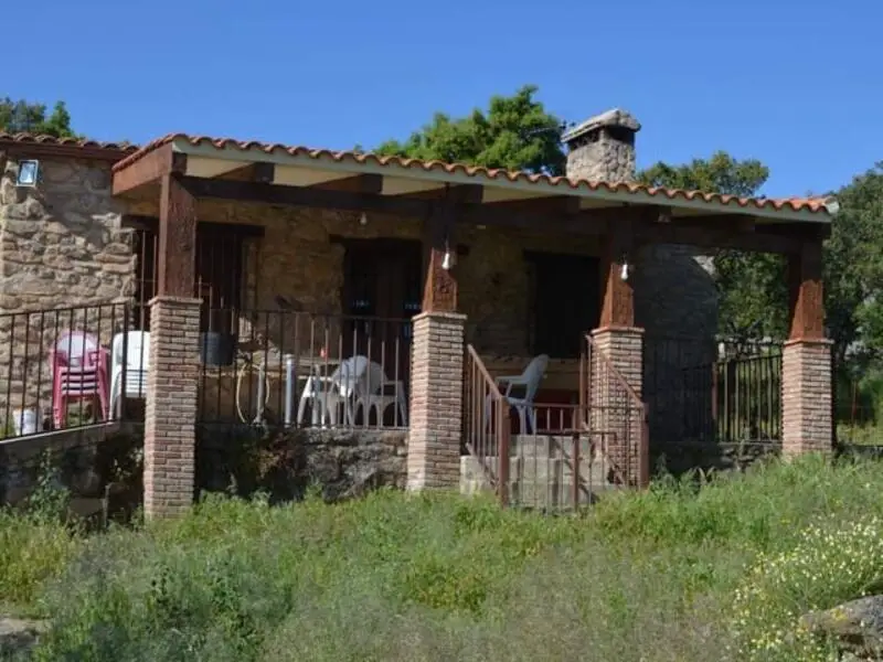 Casa Rural con Piscina y Establos cerca de Montánchez