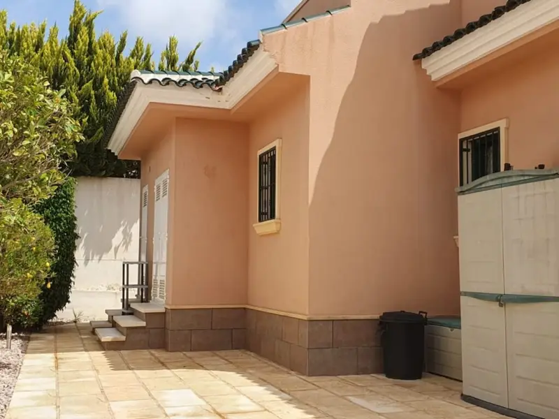 Apartamento 4 Dormitorios Rojales Piscina Privada