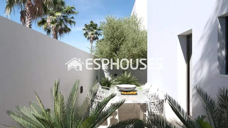 Chalet en venta en San Miguel de Salinas, Alicante