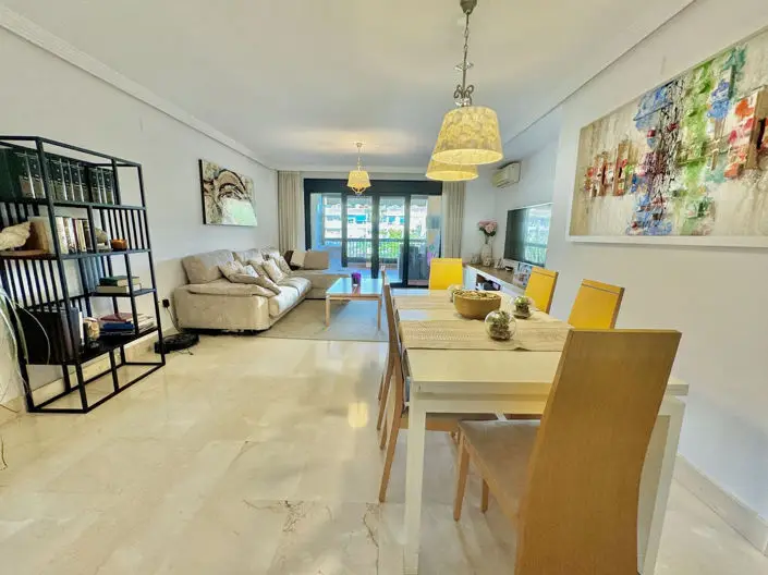 Apartamento 3 Dormitorios Nueva Alcántara