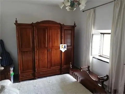 Casa Rural con Gran Parcela en Carratraca Malaga