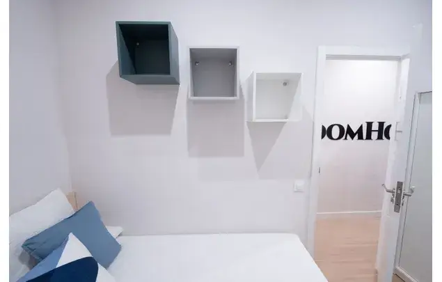 Habitacion en alquiler Barcelona con contrato legal