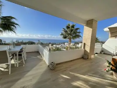 Casa en Benalmádena Costa con Vistas al Mar