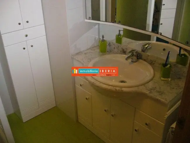 Apartamento con Garaje en La Portalada Logro


