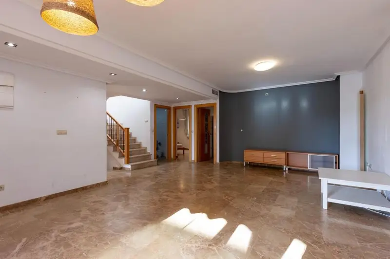 Venta Adosado Lujo Aspe 4 Habitaciones 2 Banos Garaje 90m2